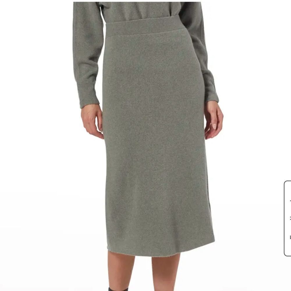 Equipment Femme Daveney Midi Skirt in Dusty Olive. 100% Merino Wool. Sz XXS. NWT